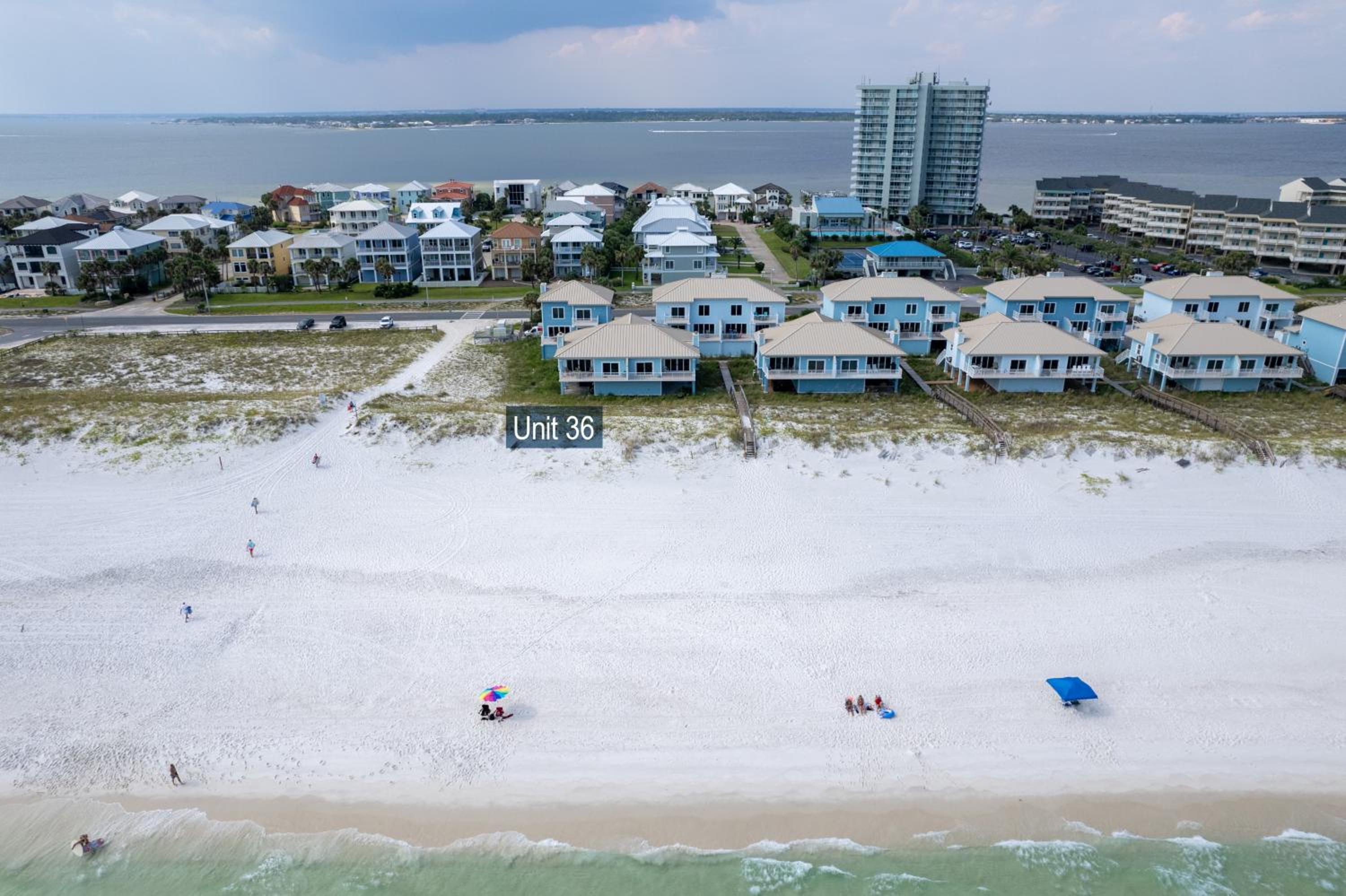 Portside Villa, No 36 Pet Friendly Beachfront Paradise Retreat