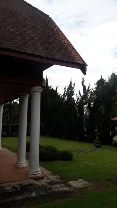 Casa e Vista privilegiadas no Alto do Capivari