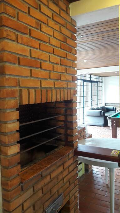 Casa e Vista privilegiadas no Alto do Capivari