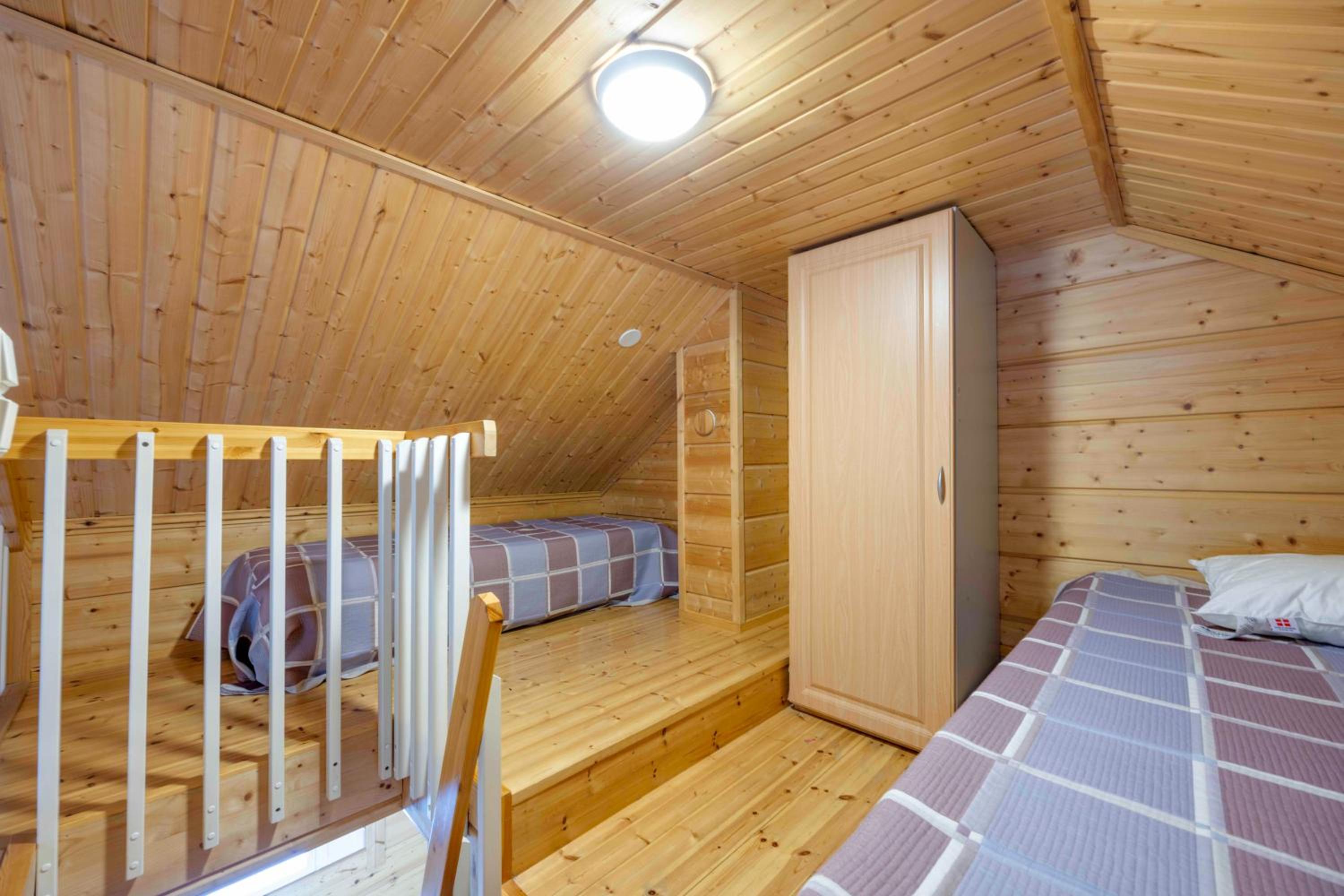 Lomahuoneisto Karkelopirtti 2 B