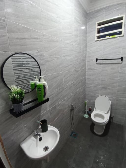 3Bedrooms,2Bath, Wifi, Netflix,Toileteries,Aircond photo 4