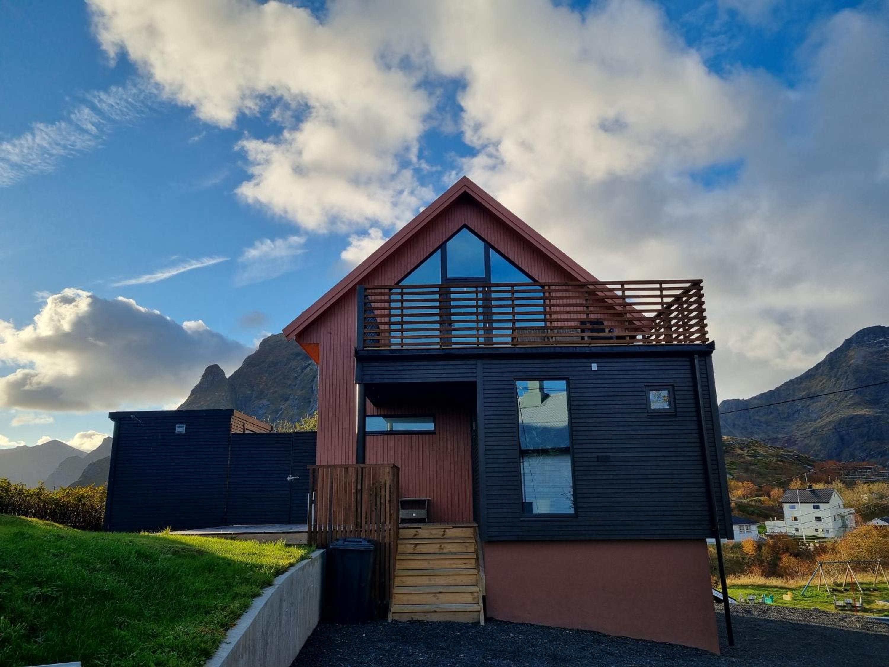 Villa The high end of Lofoten- with SAUNA view 3