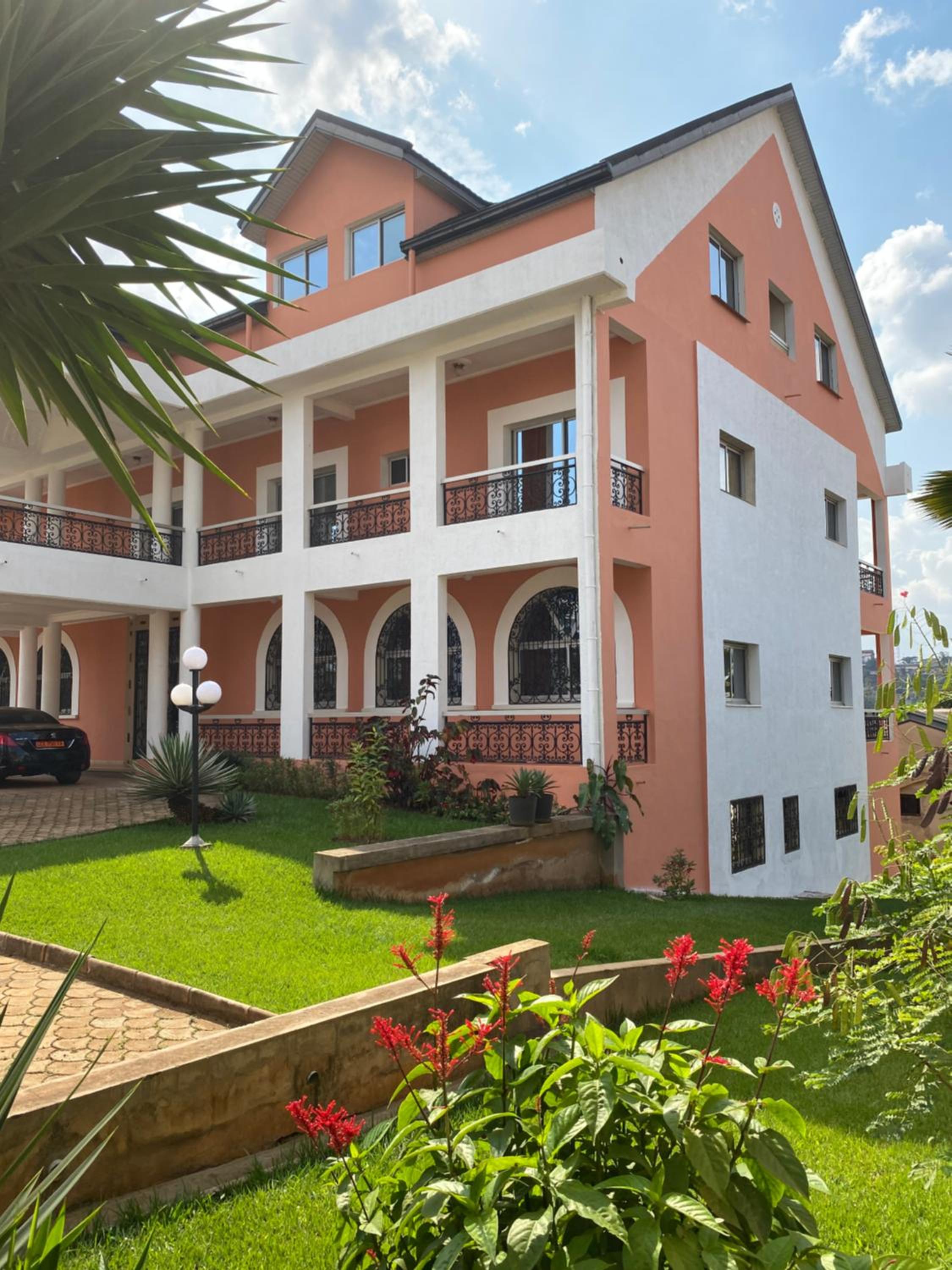 VILLA MARCO Nkomo
