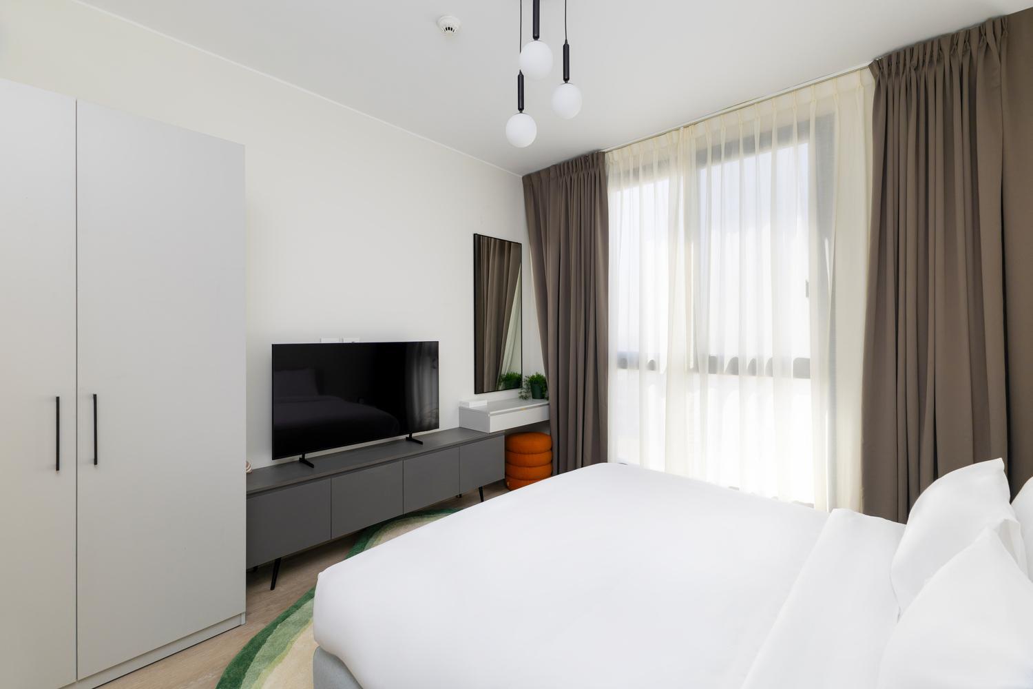 Brassbell l Sheikh Zayed l Aeon Towers