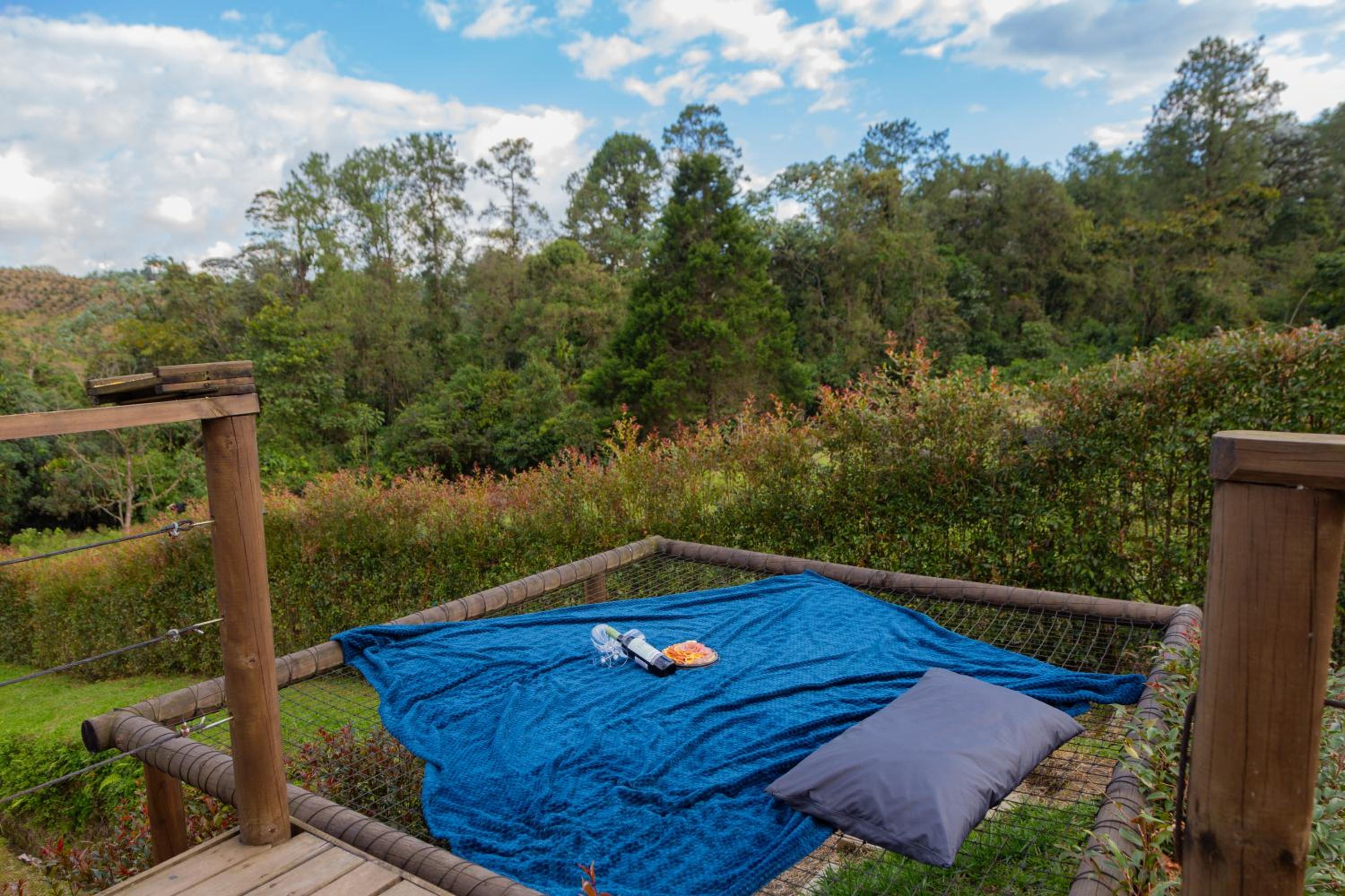 Boskoso Forest Retreat Jacuzzi & Waterfall