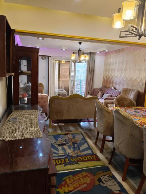 classy luxe flat near oxg beach view 3