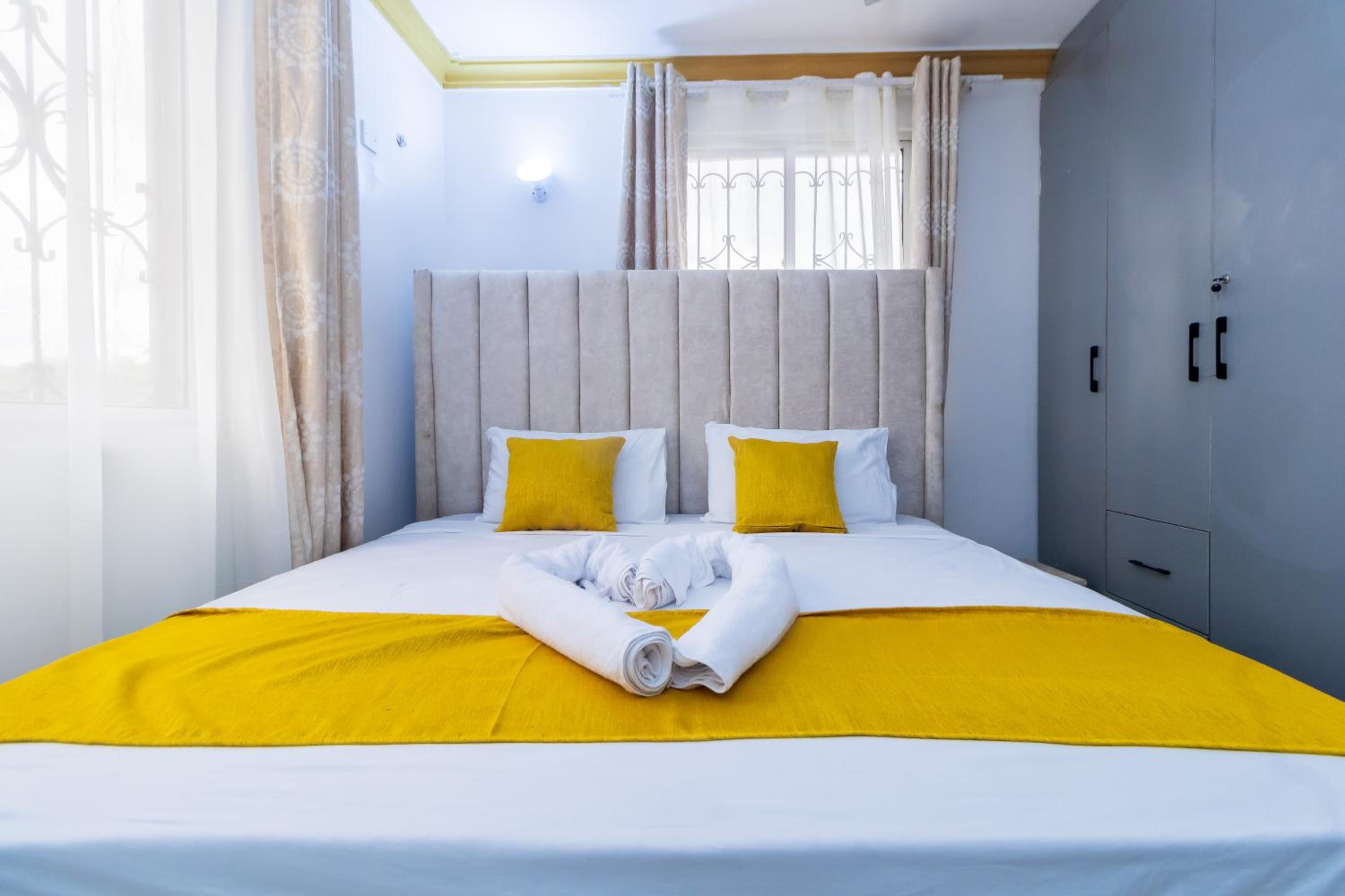 Well-Furnished 2BR Apartment in Bamburi, Vescon 1 Estate view 3