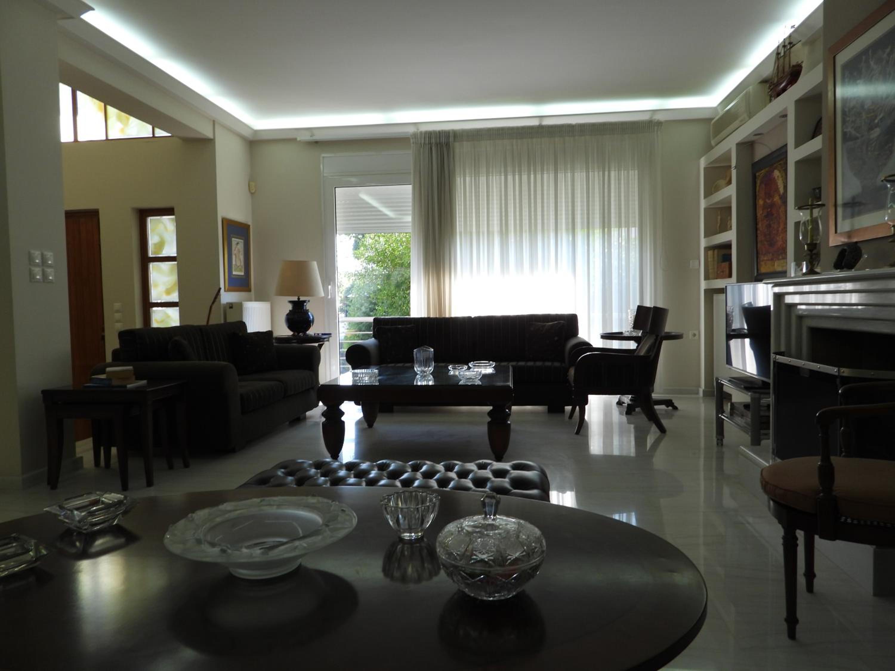 Lora's house - Property Image 3