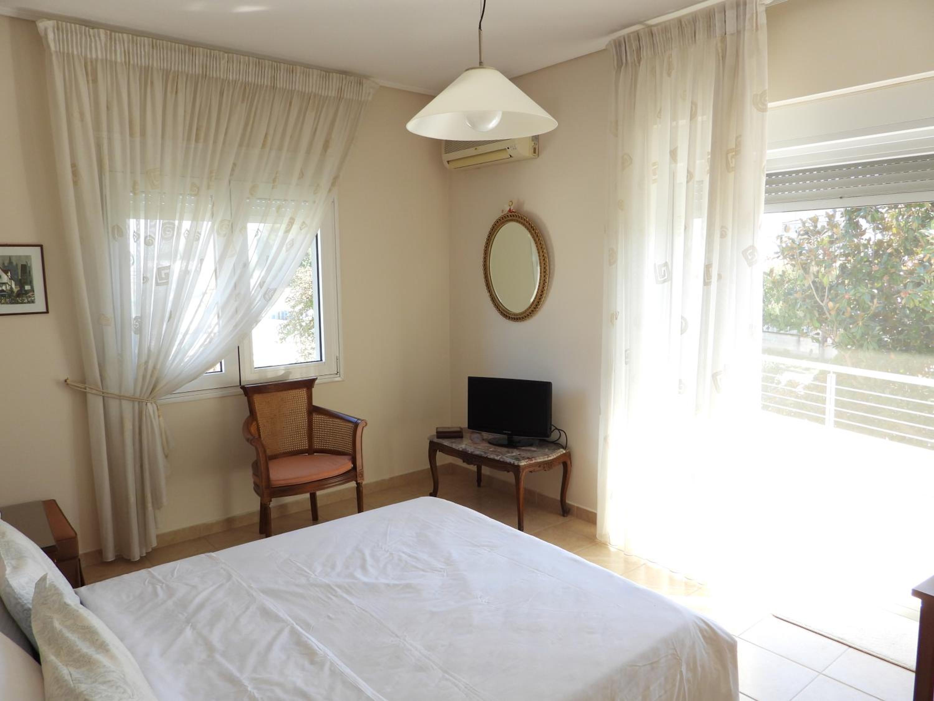 Lora's house - Property Image 10