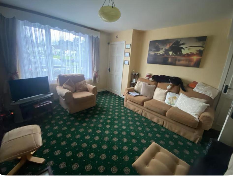 Private Room in Family Home