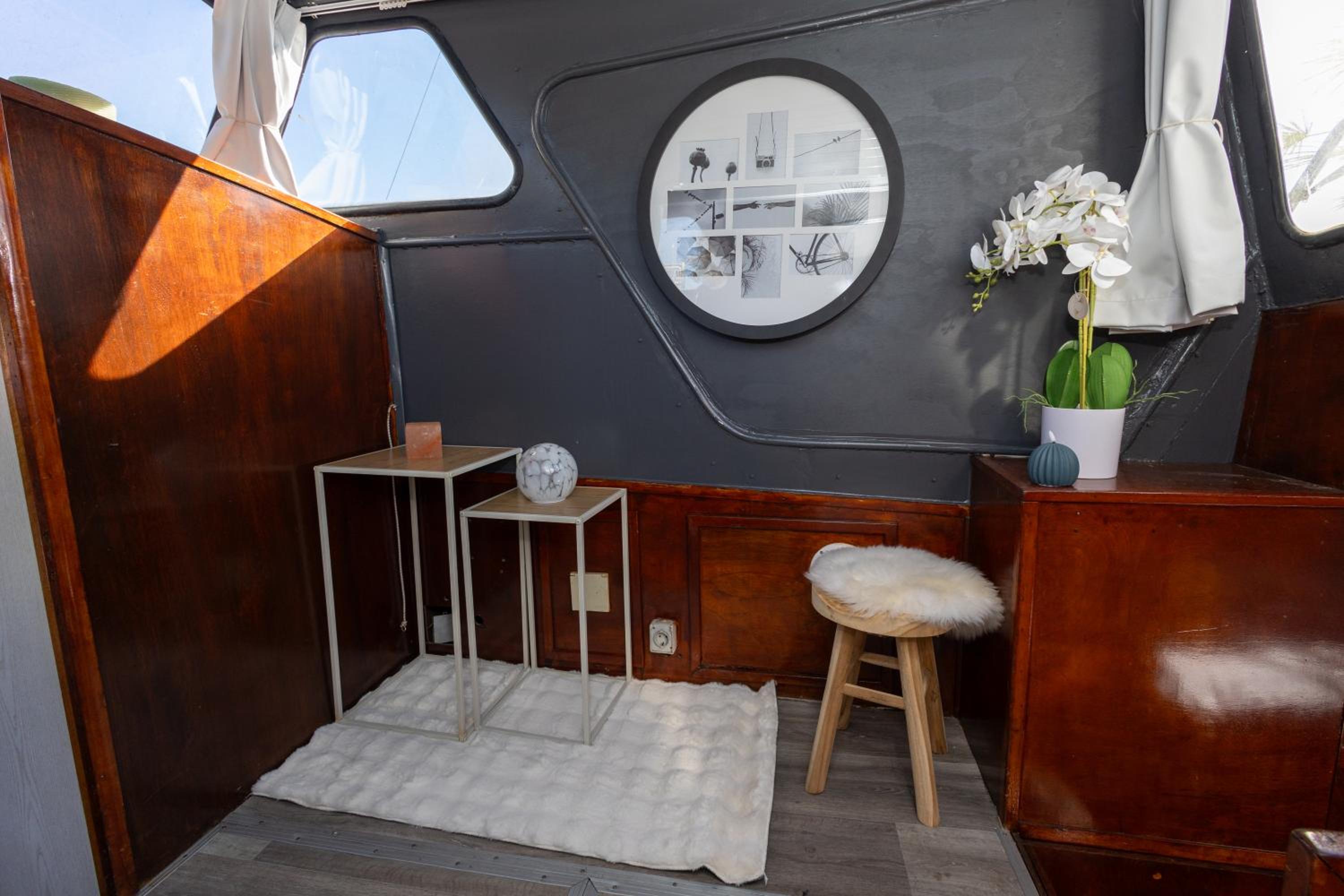 Authentic Charm Aboard The Serenity In Amsterdam