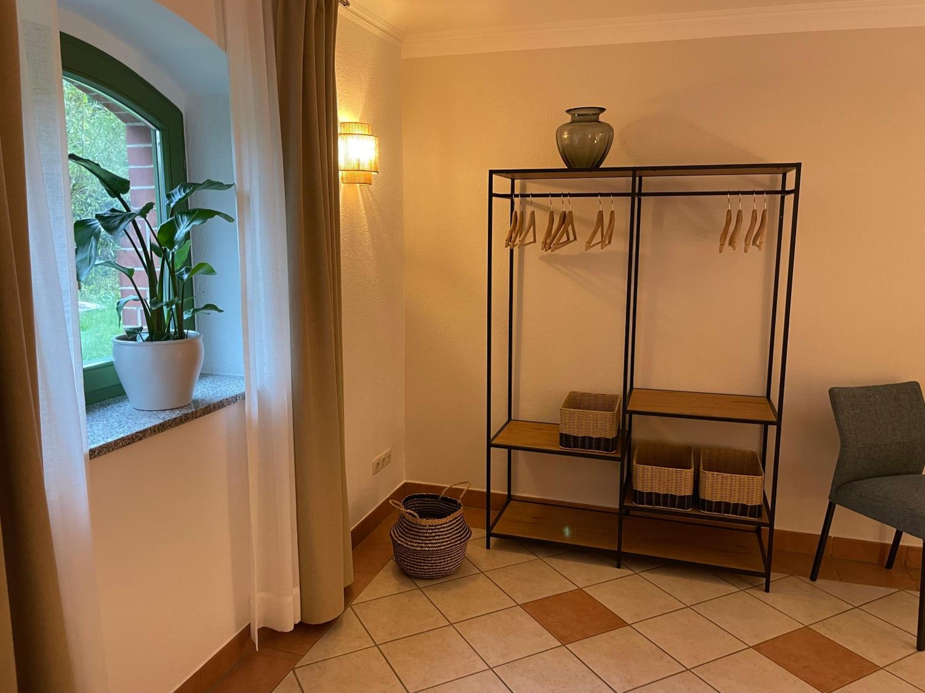 Villa Daries - Ferienwohnung mit eigenem Müritzstrand
