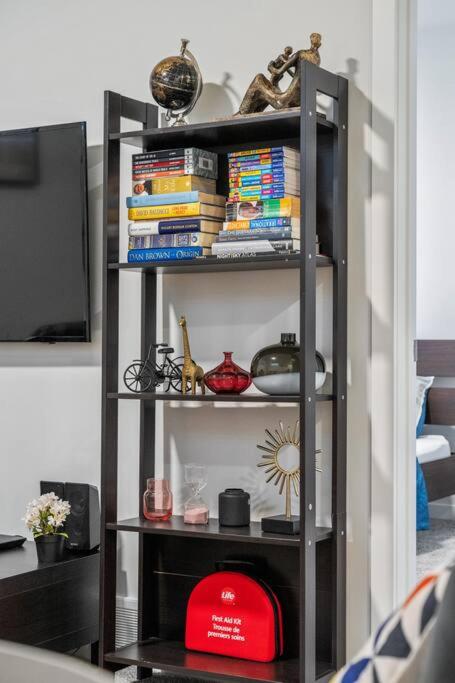 Perfect Stay 2 Bedroom Basement Suite