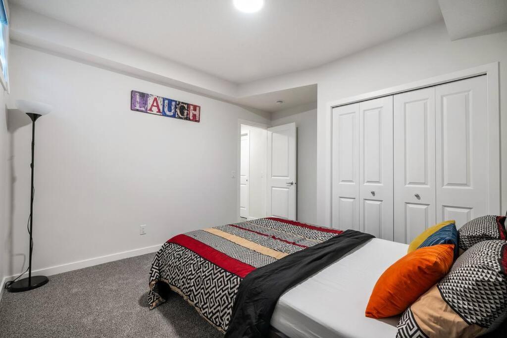 Perfect Stay 2 Bedroom Basement Suite