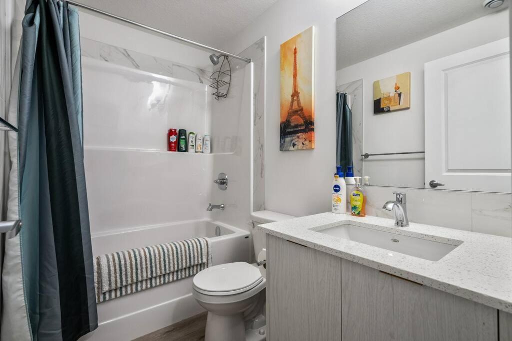 Perfect Stay 2 Bedroom Basement Suite