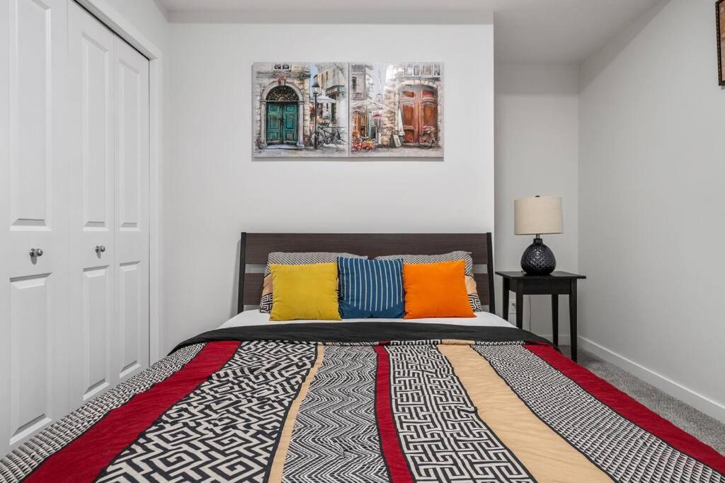 Perfect Stay 2 Bedroom Basement Suite