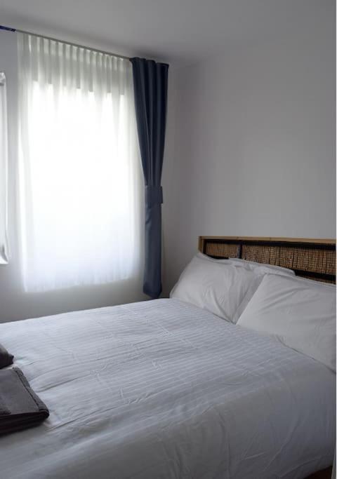 Dublin Centre Stay next to Temple Bar 3 Bed Apt
