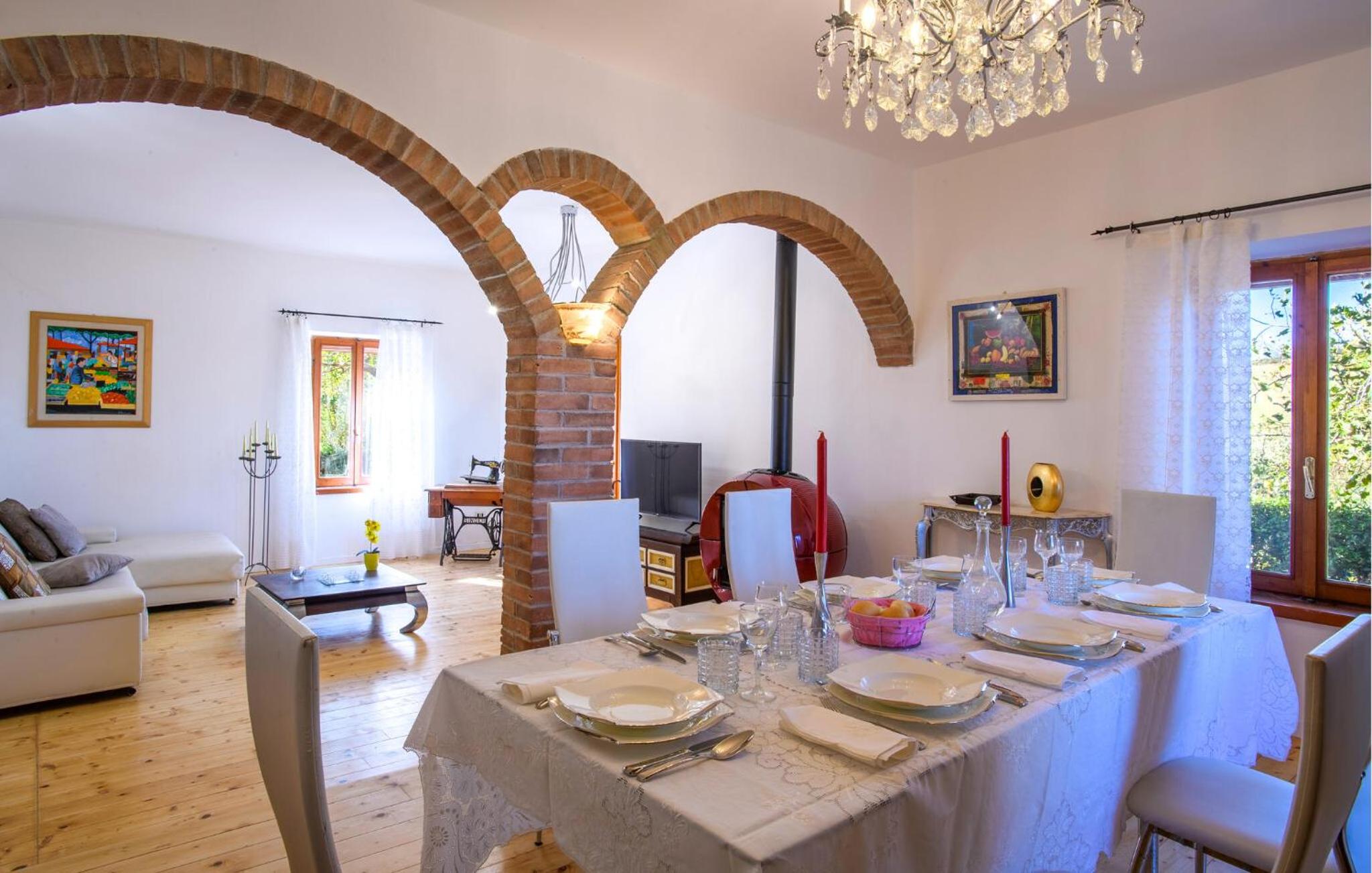 3 Bedroom Amazing Home In Montelabbate