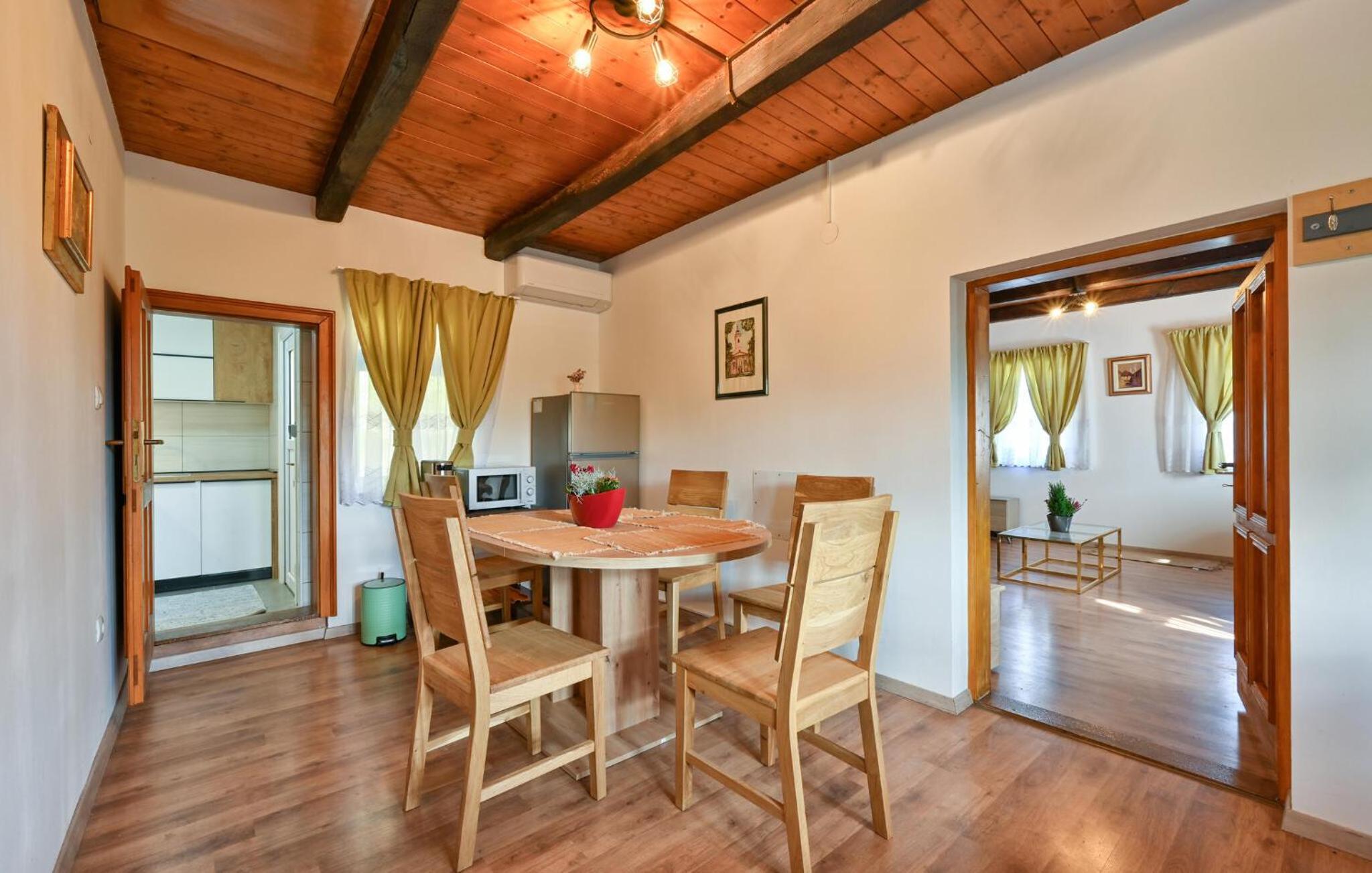 1 Bedroom Stunning Home In Blaskovec