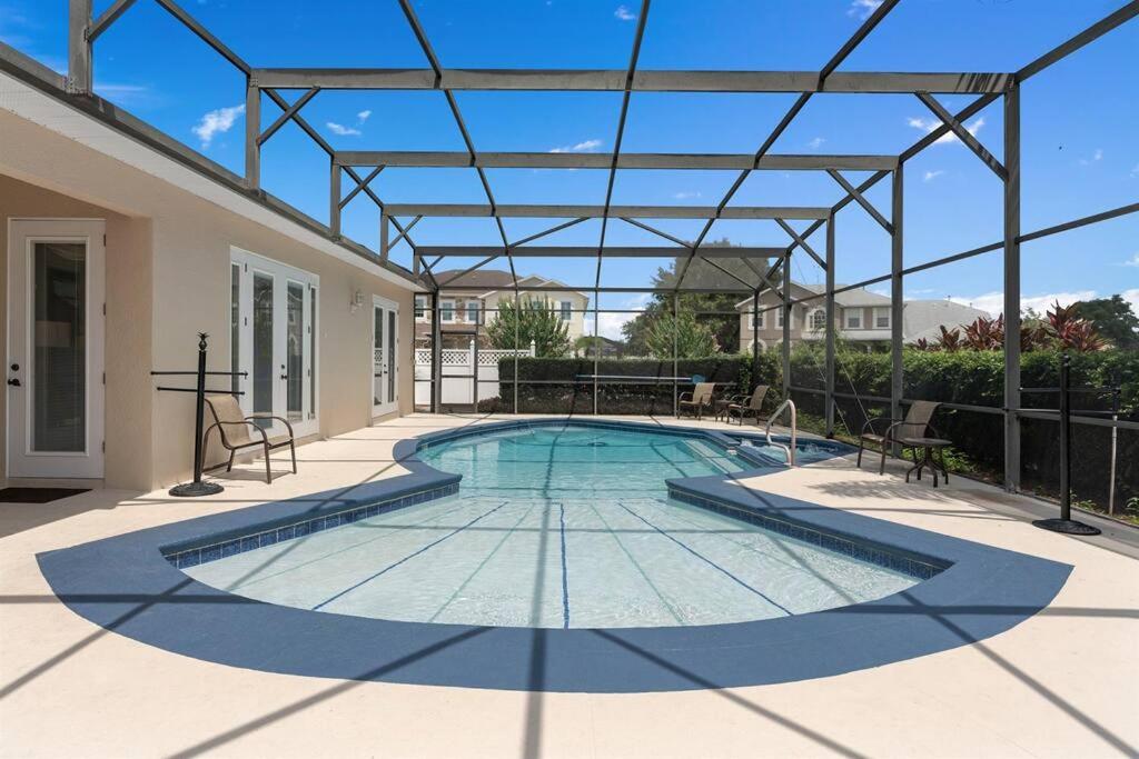 South Facing Pool Hot Tub Themed Rooms Home Theater Swingset Splash Pad BBQ