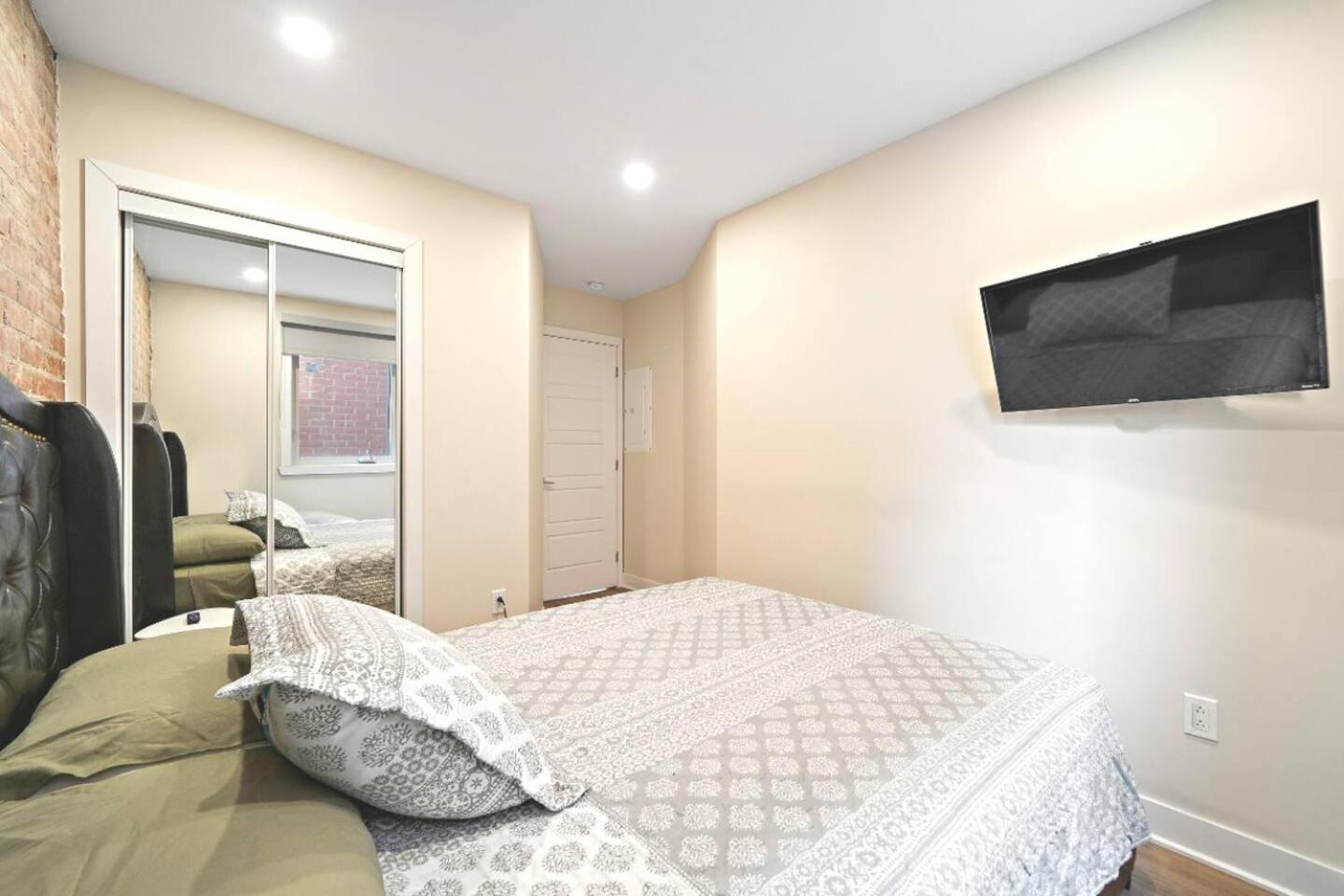 Fancy 3 BDR in Heart of Plateau B