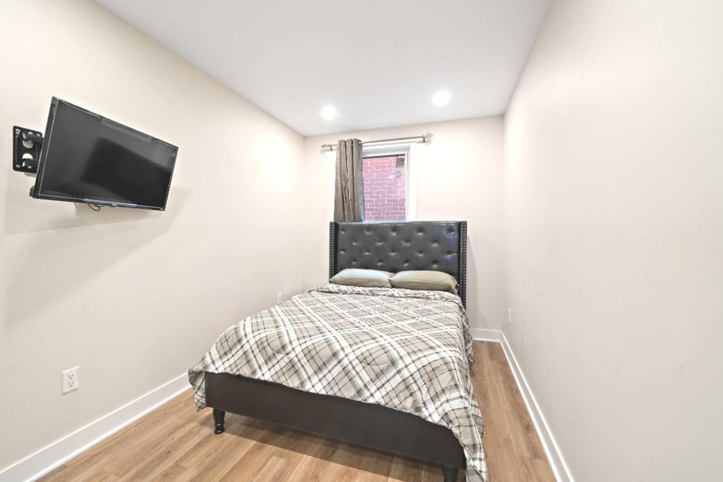 Fancy 3 BDR in Heart of Plateau B