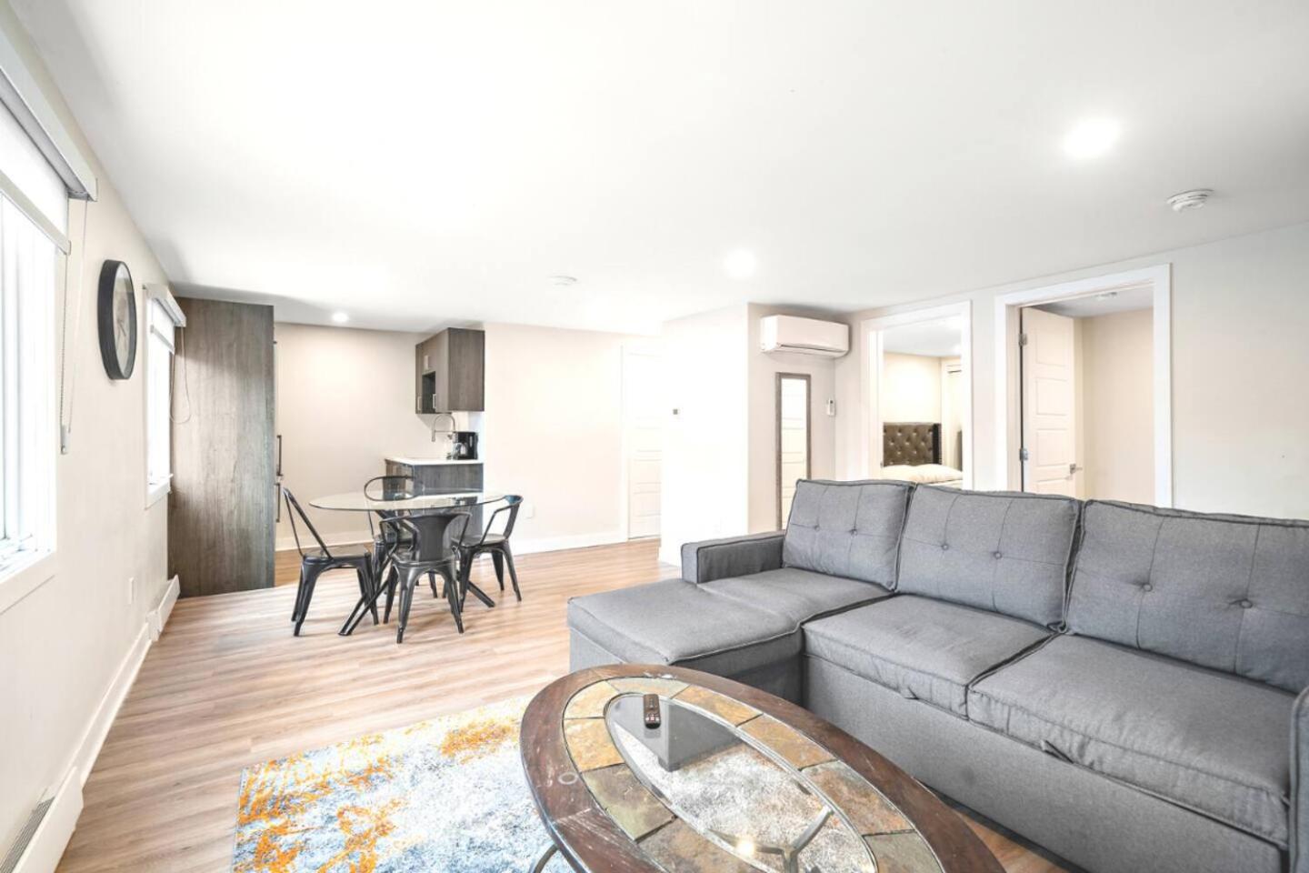 Fancy 3 BDR in Heart of Plateau B