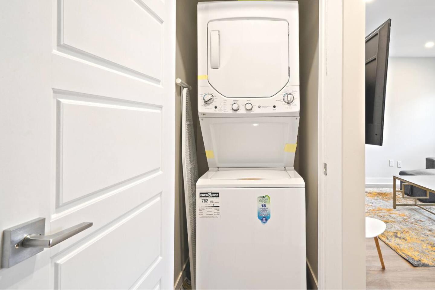 Fancy 3 BDR in Heart of Plateau B
