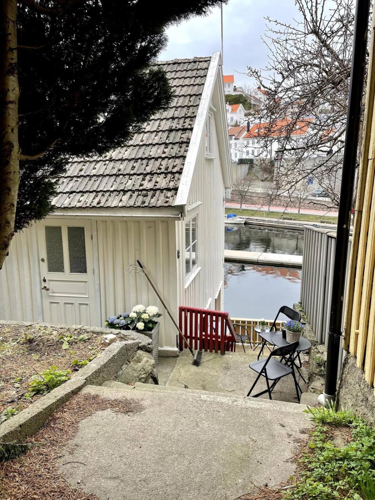Idyllisk sørlandshus i Arendal sentrum - i vannkanten