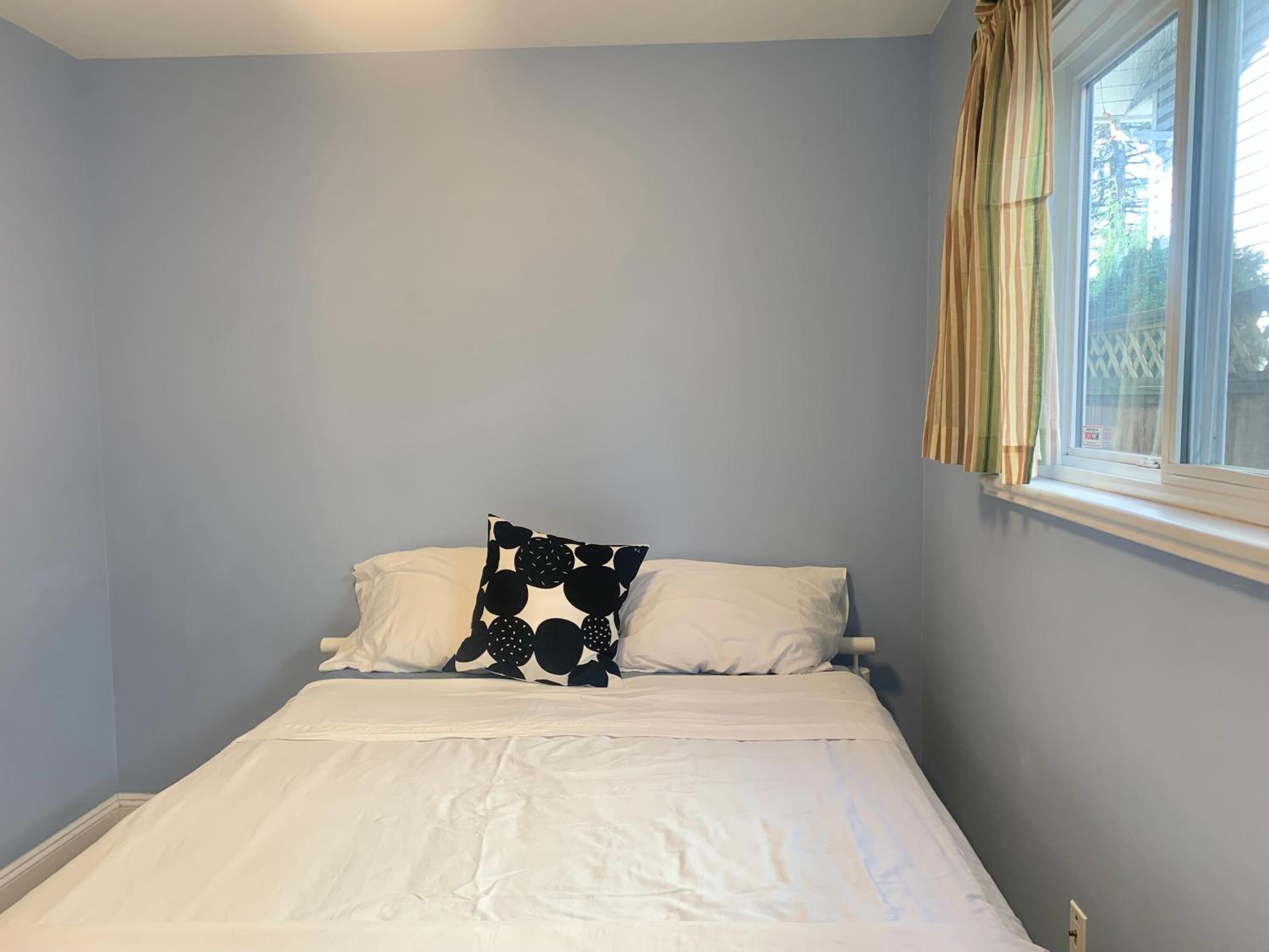 Entire 1Bed 1Bath Suite Coquitlam Centre