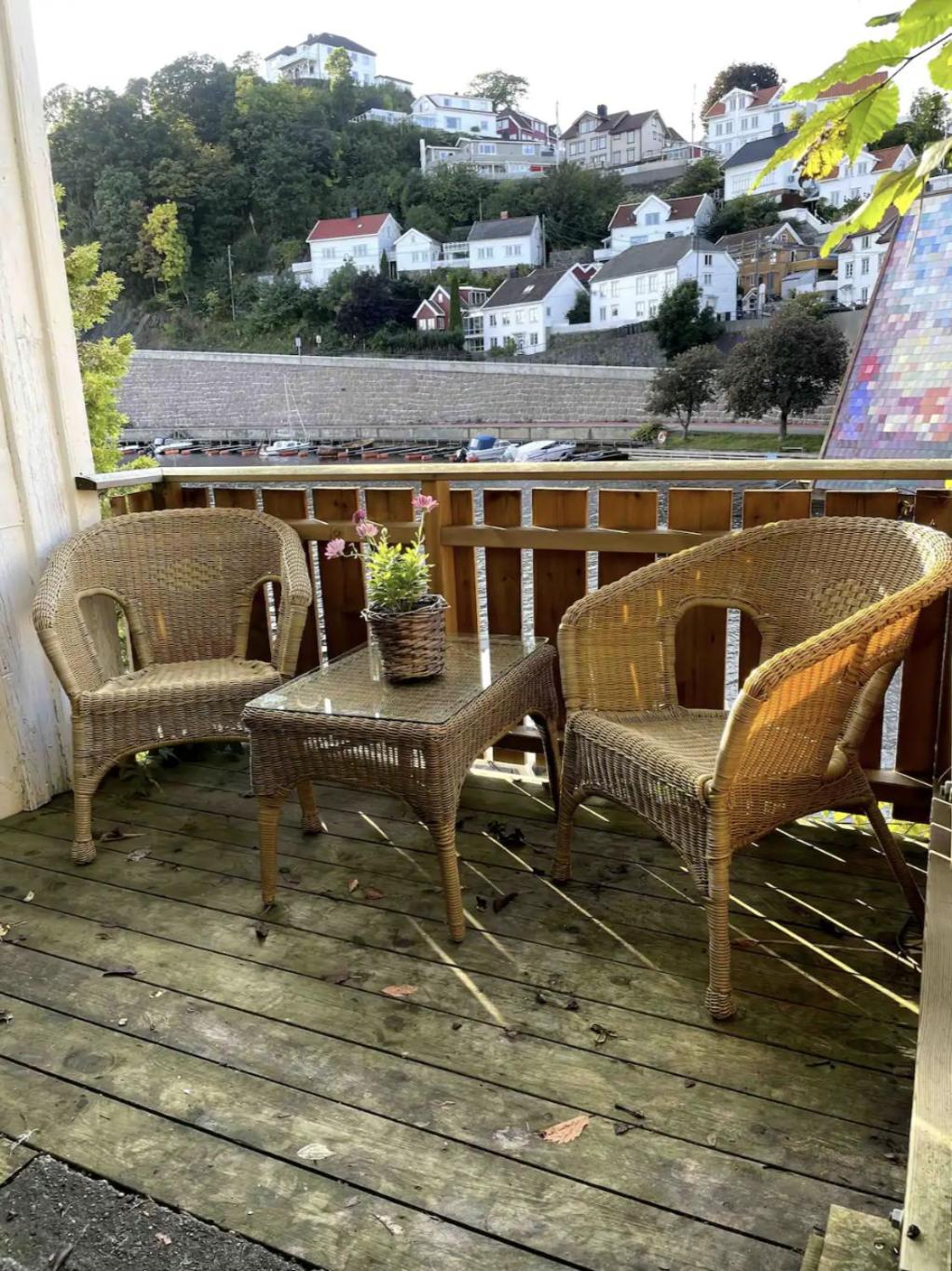 Idyllisk sørlandshus i Arendal sentrum - i vannkanten