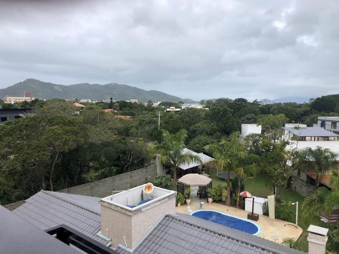 Coberturas e apto para locação em Bombinhas, Mariscal