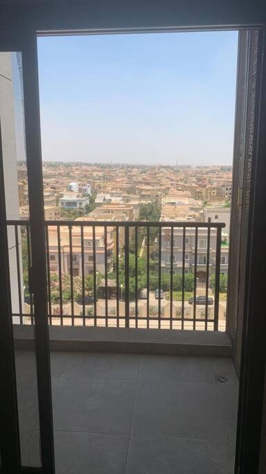 شقة في كومباوند زد ويست الشيخ زايد