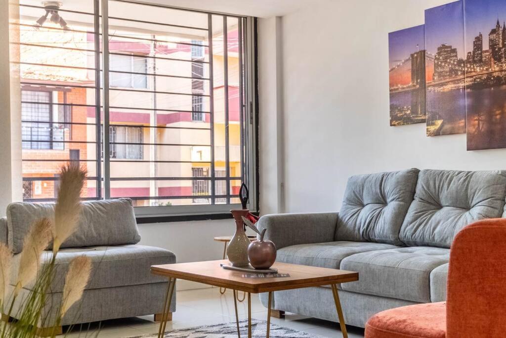 Huge Medellín Home