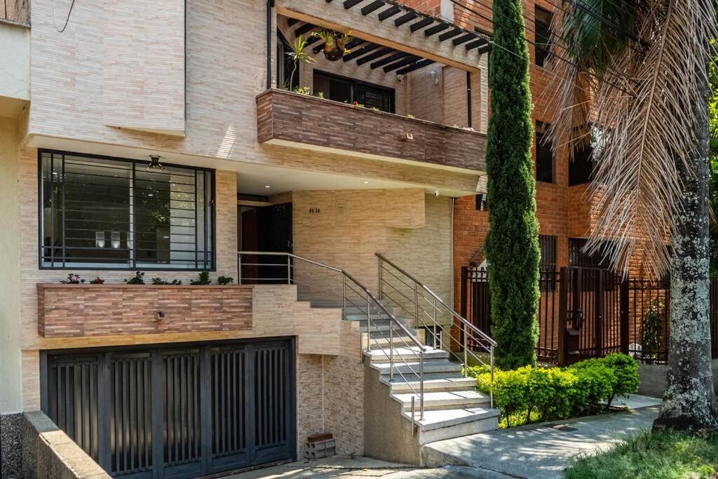 Huge Medellín Home