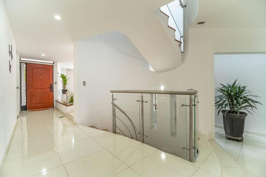 Huge Medellín Home