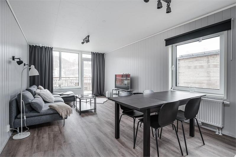 Kungsberget Järbo, Terrassen 28