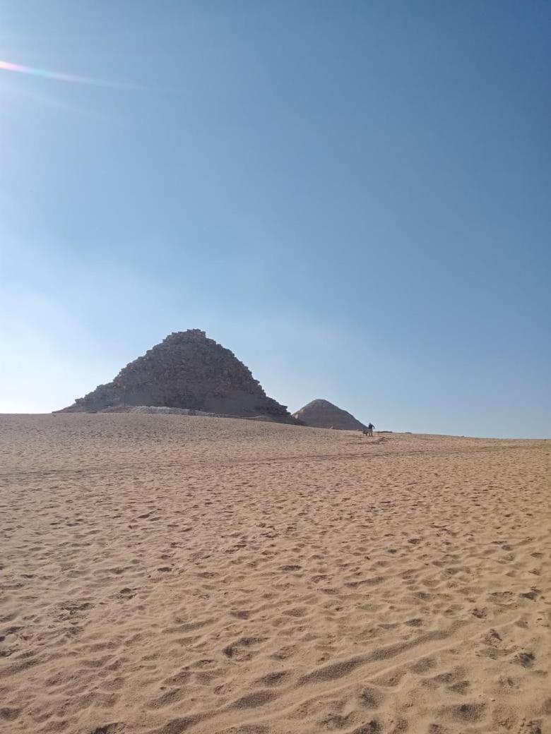 Sakkara pyramid inn hotel