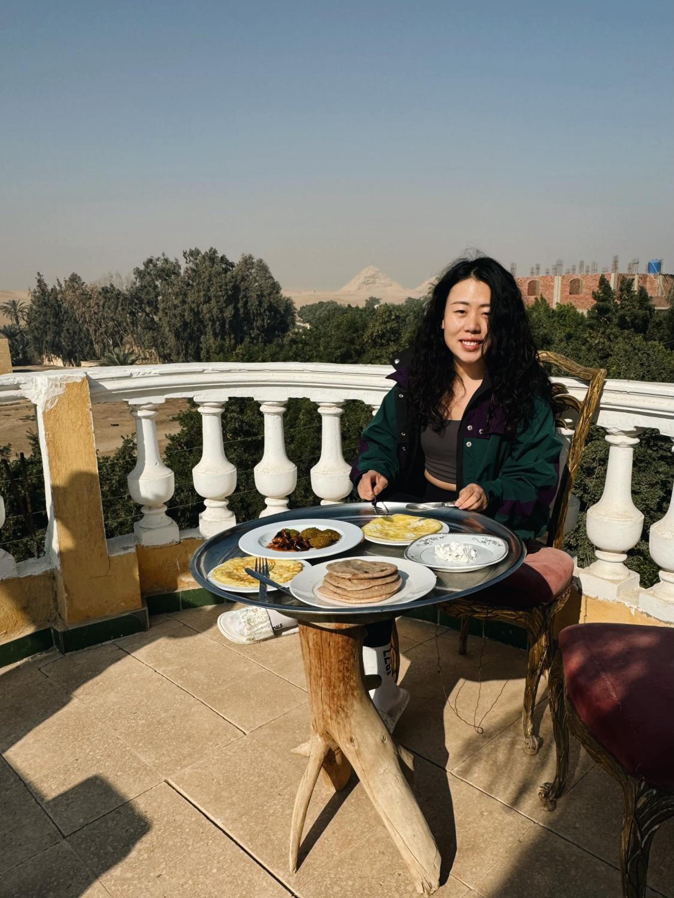 Sakkara pyramid inn hotel