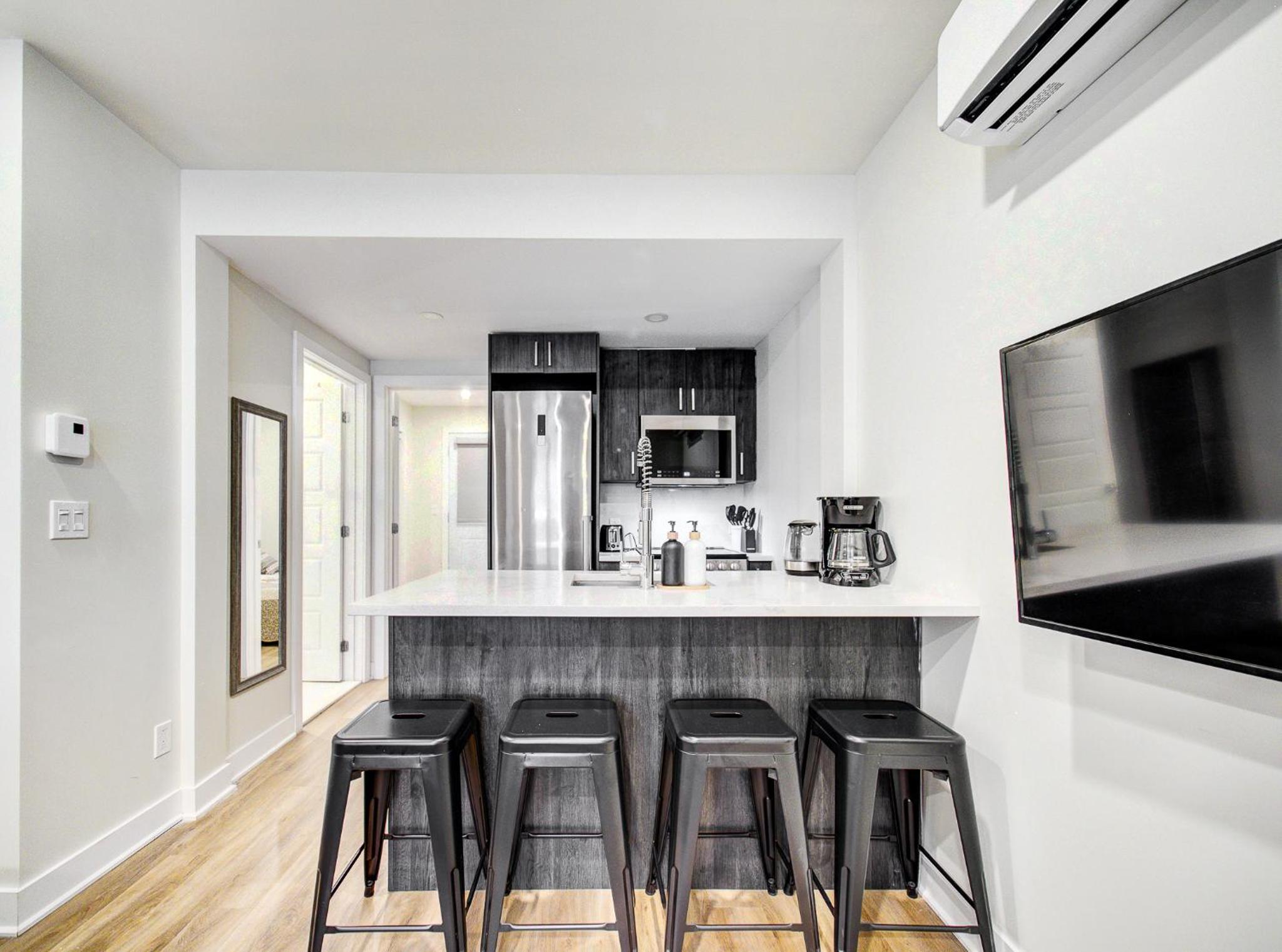 Amazing 1 BDR Heart Of Plateau A