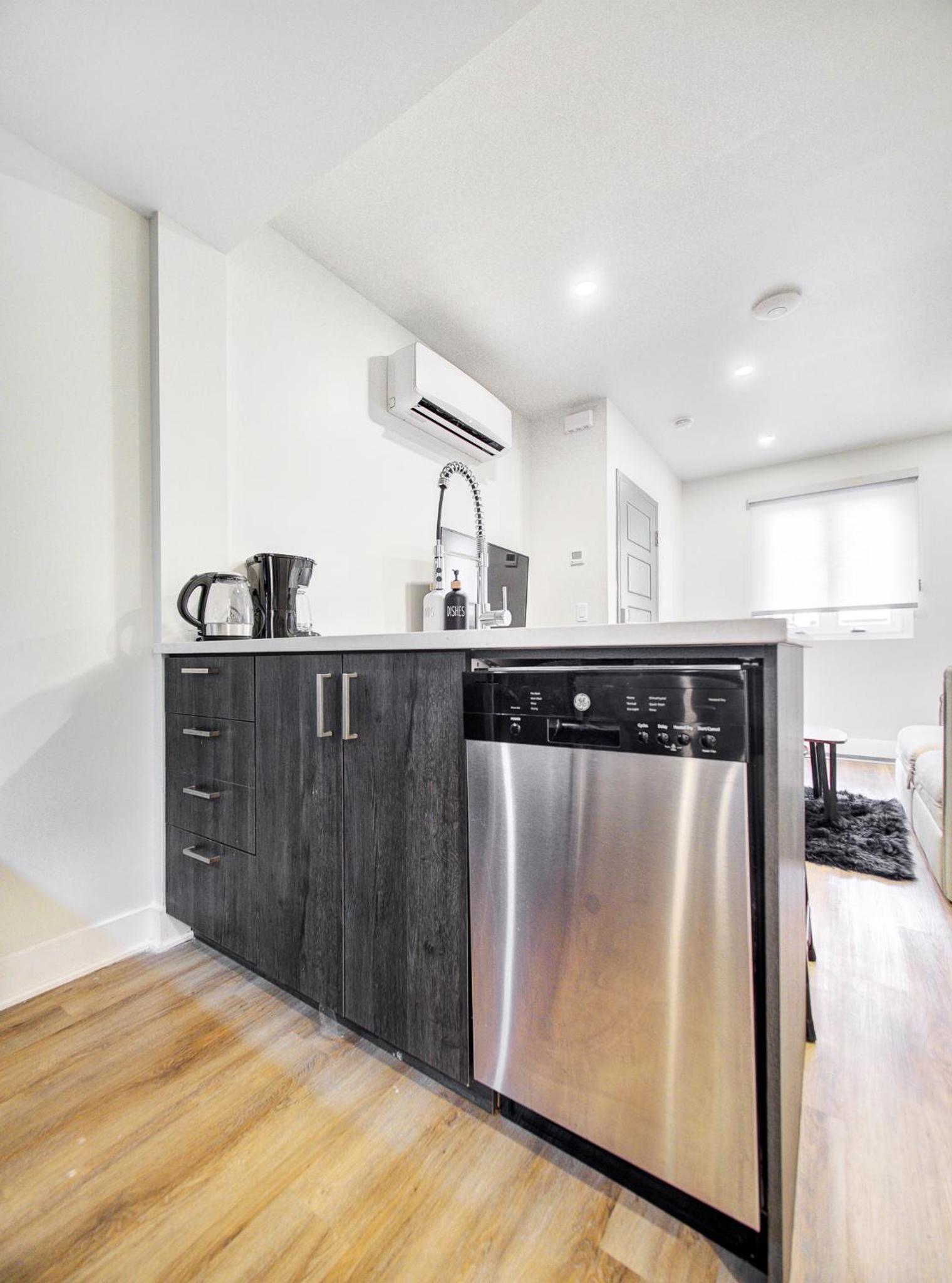 Amazing 1 BDR Heart Of Plateau A