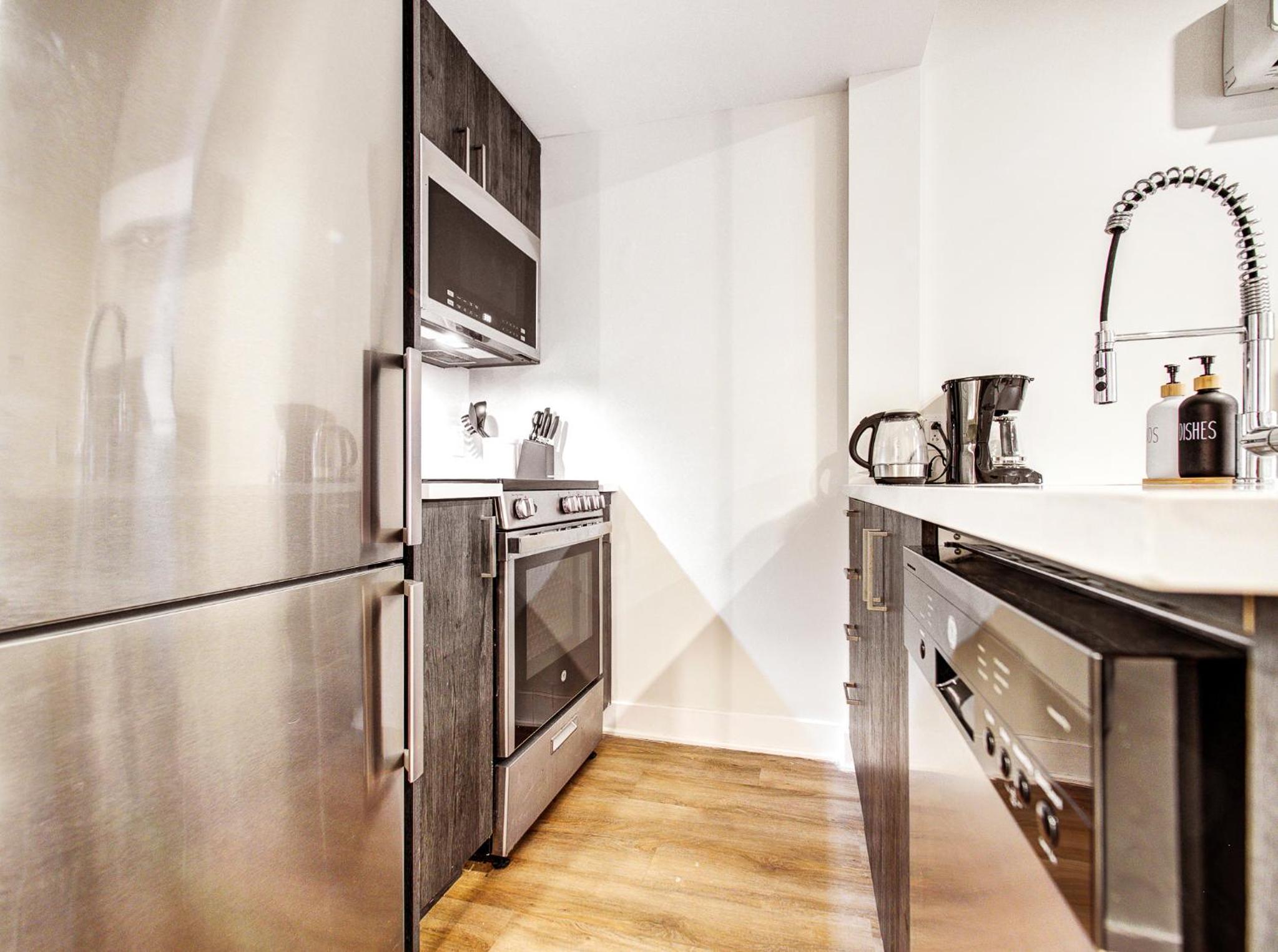 Amazing 1 BDR Heart Of Plateau A
