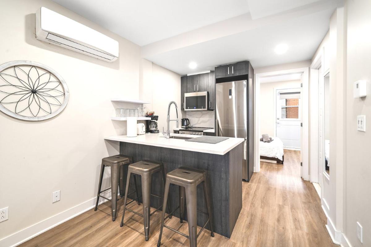 Elegant 1BDR in Heart Of Plateau B