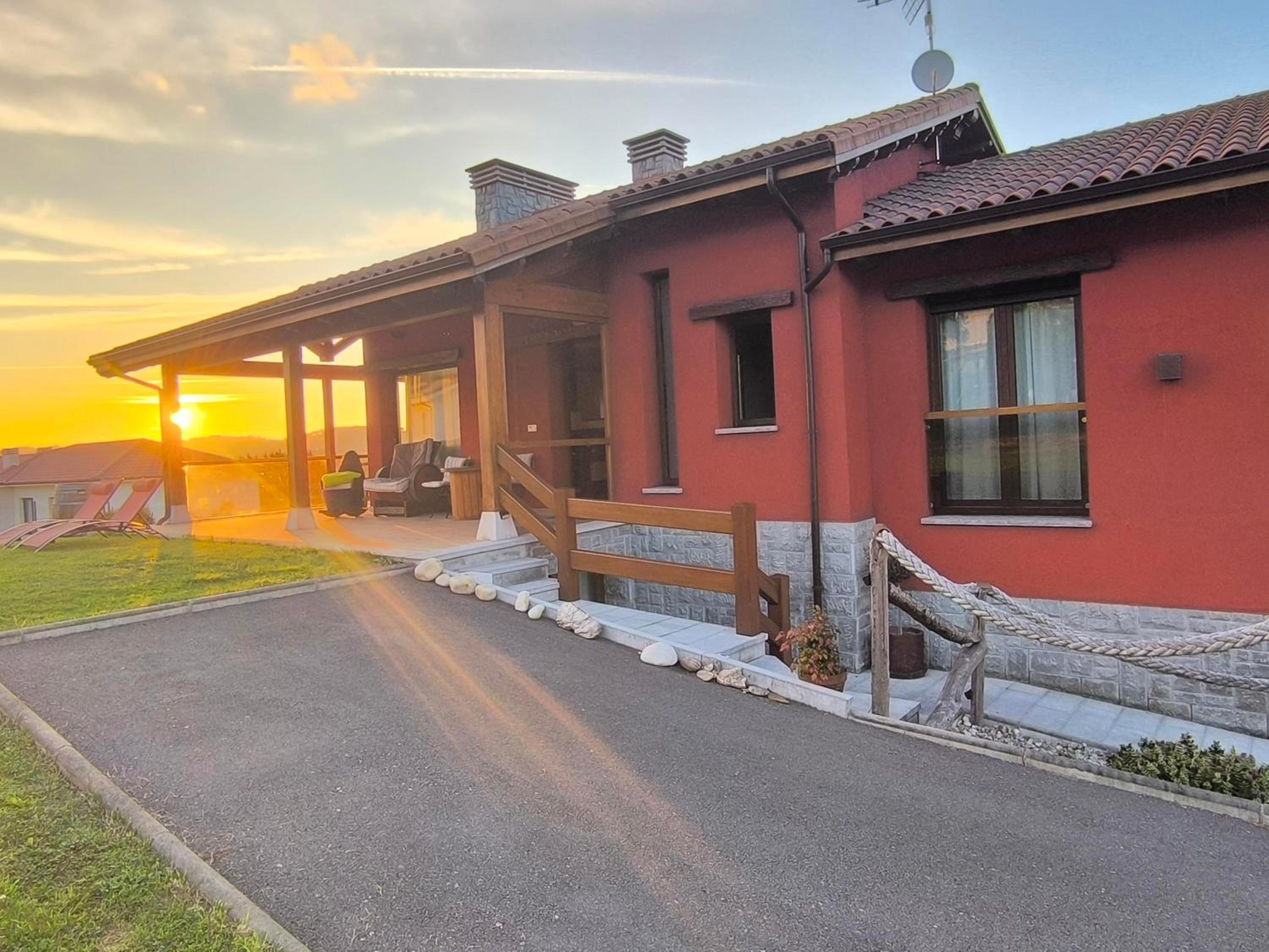 Casa a 5 km Gijón view 2
