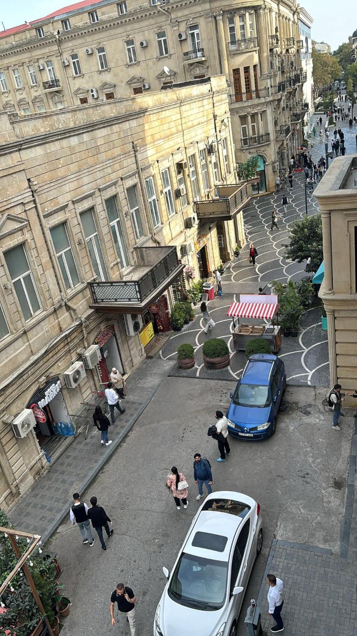 Apart an torgovaja center