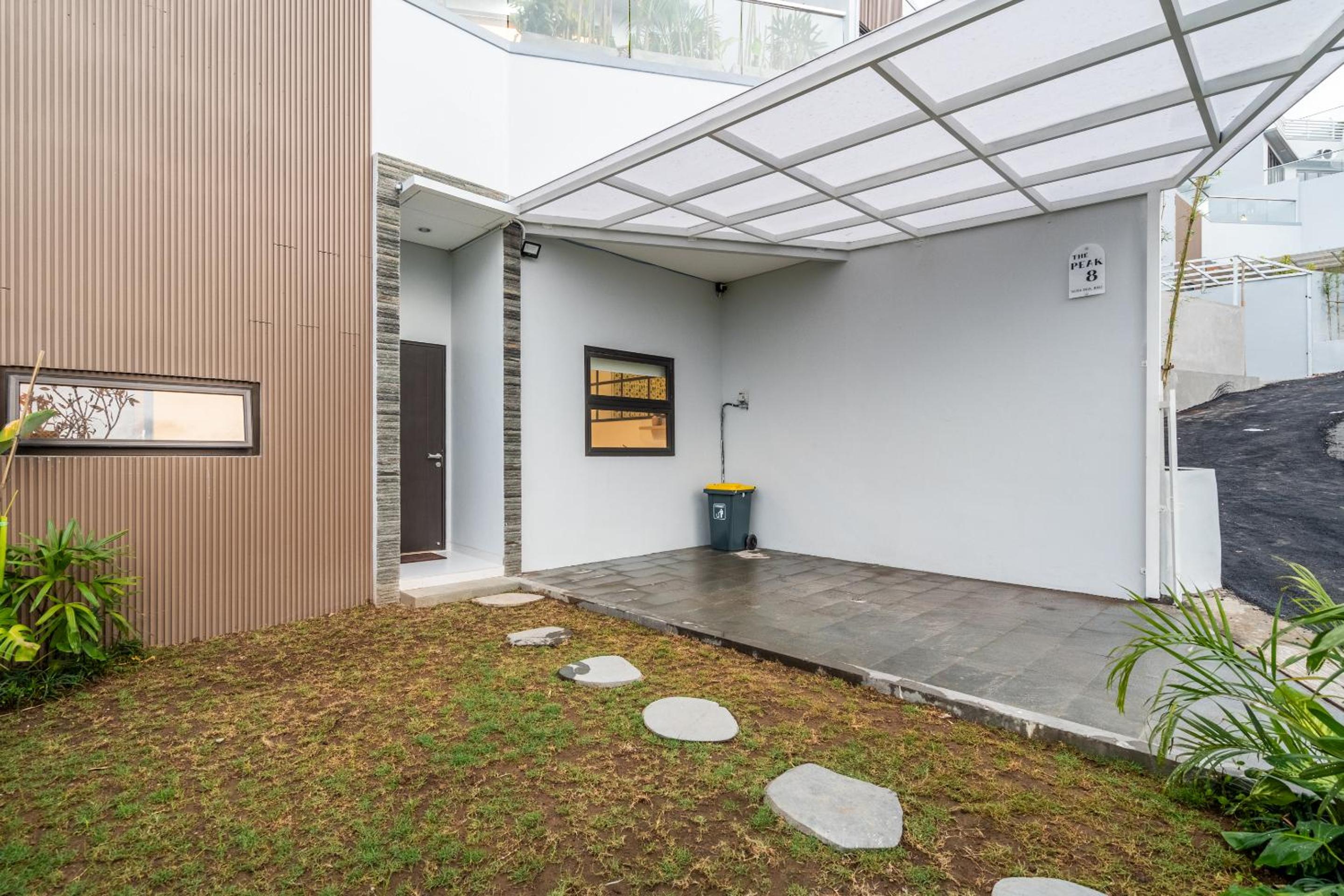 Photo 52