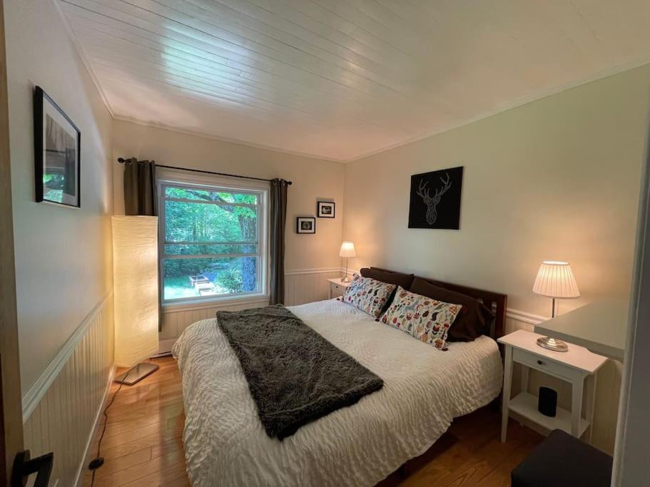 Ty-Llyn - Lakeside Spa Retreat