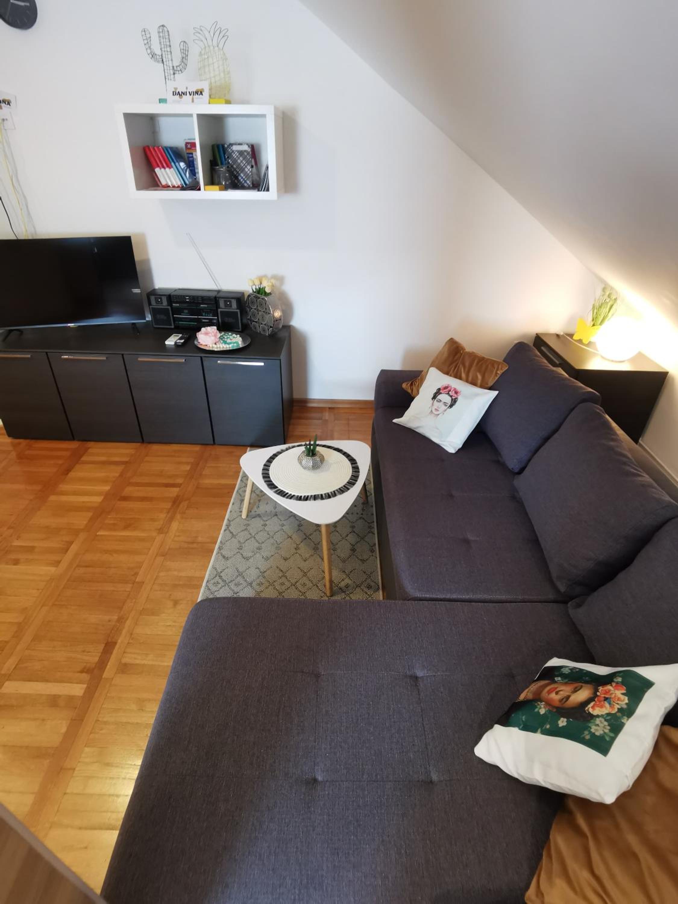 Apartmani Jastreb 2