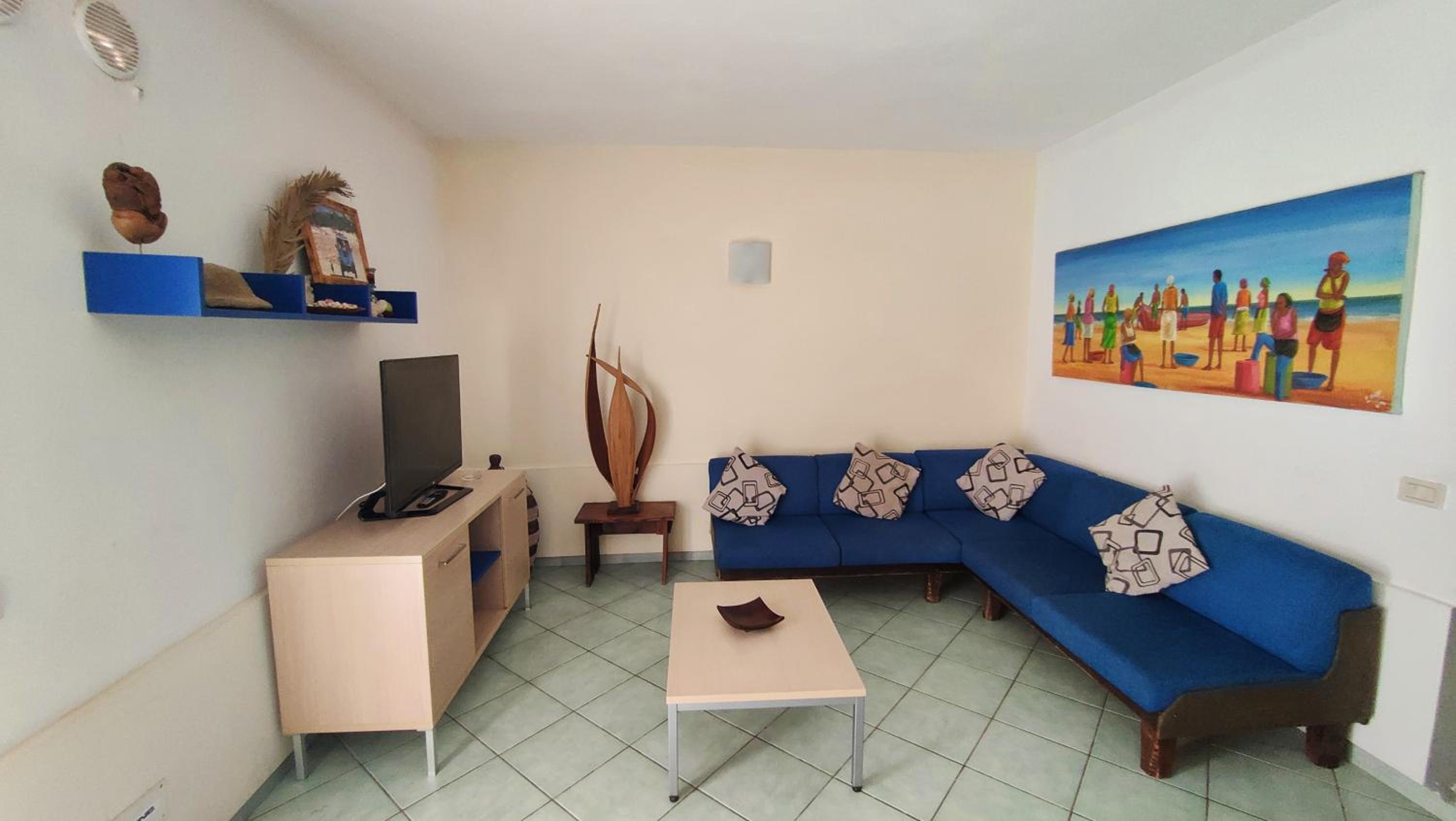 AIRton Cozzolino Apartment - By Albis Harena