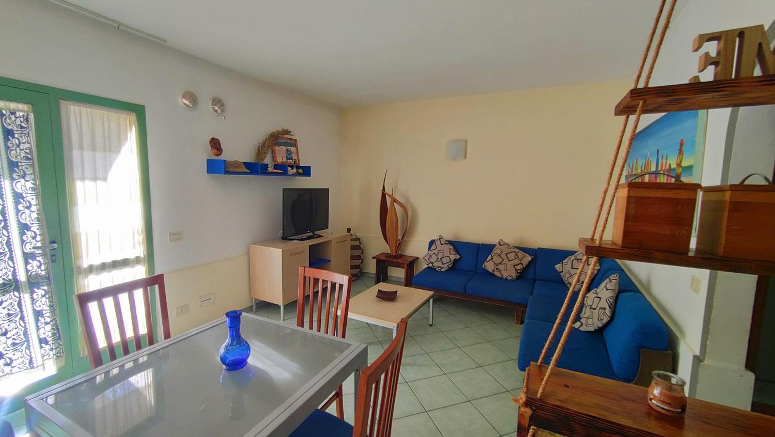 AIRton Cozzolino Apartment - By Albis Harena